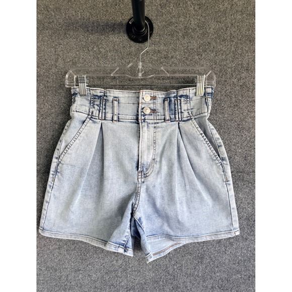 Express Pants - Express Womens Light Wash Denim Paperbag Midi Super High Rise Shorts Size‎ 0